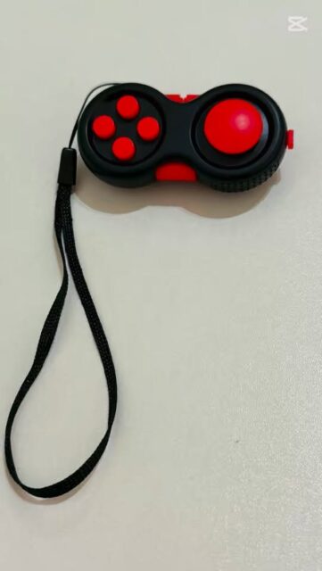 ✨ ¡NUEVOS JUGUETES EN CURIOSA NIÑEZ! ✨🧸

Aprender jugando nunca había sido tan entretenido 💡🎨
Llegaron productos nuevos pensados para despertar la creatividad, la concentración y la imaginación de los peques 🙌💛

🧠 Estimulan habilidades
🎲 Horas de diversión sin pantallas
🌈 Materiales didácticos y entretenidos
👶 Ideales para distintas edades

Porque jugar también es aprender 💫

📍Disponible con despacho a todo Chile
💌 Escríbenos por DM para más información o pedidos

#JuguetesEducativos #CuriosaNiñez #AprenderJugando #JuegosDidácticos #MaternidadChile NiñosFelices EstimulaciónInfantil JuegoCreativo MamásChile JuguetesChile CrianzaRespetuosa IdeasParaNiños JuegosEducativos ReelsChile EmprendimientoChileno ✨