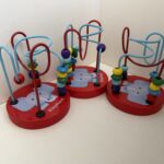 Laberinto de Madera con Circuitos – Juguete de Motricidad Infantil 🧩✨